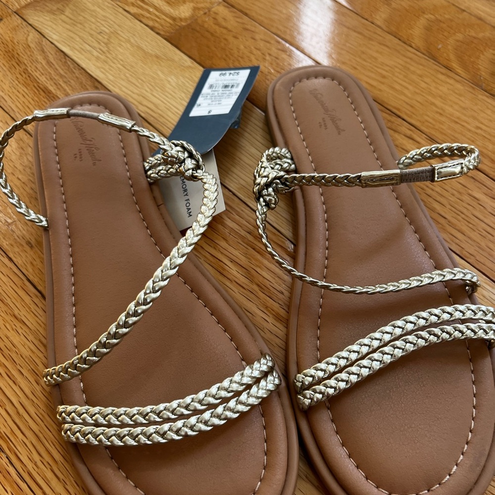 Universal Thread Metallic and Tan Braided Sandals